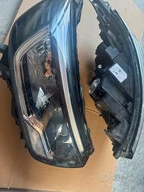 Renault Kangoo fari anteriori