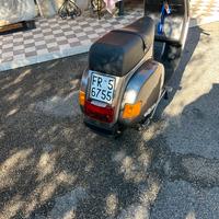 Vespa cosa 125