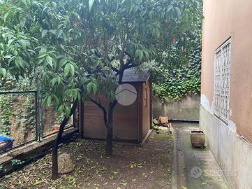 3 LOCALI A ROMA