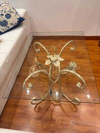 Tavolo di cristallo sa salotto