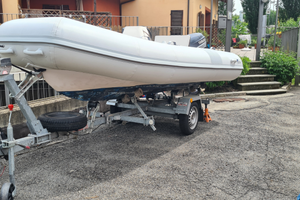 Gommone 4.50 + Motore 40hp + Carrello