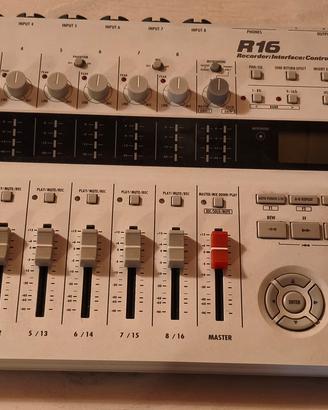 Zoom R16 registratore multritraccia