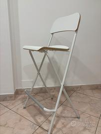 Sgabello alto pieghevole