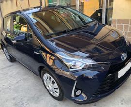 Toyota yaris 2019 hybrid permuta garanzia finanzia