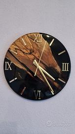 Orologio in resina e ulivo