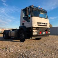 Iveco Stralis cabina corta