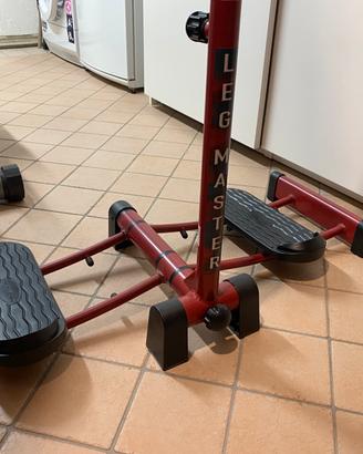 Attrezzo per esercizi gambe Leg Master