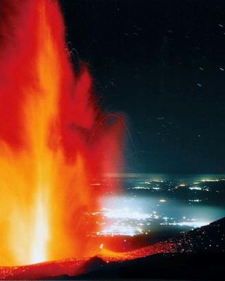 CASA a 24km da:ETNA,TAORMINA,CATANIA e6km dal MARE