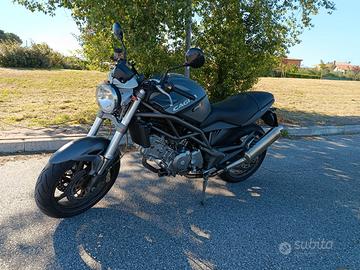 Cagiva raptor 650