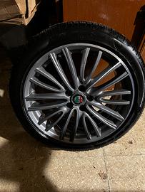 Cerchi Alfa Romeo da 18" + Pirelli All Season