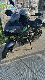 Kawasaki Versys 650 solo 1930km