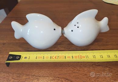 Porta sale e pepe Pesciolini in porcellana bianca