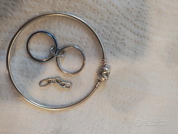 bracciale pandora e due anelli 