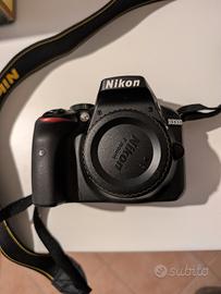 Reflex Nikon D3300 (solo corpo)