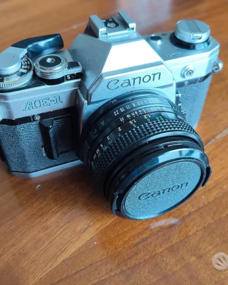 Canon ae1 macchinetta reflex vintage