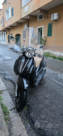 Piaggio Beverly 500 Cruiser