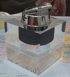 Accendino da tavolo di design Agnus