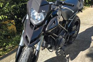 Ducati Hypermotard 796