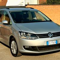 VW SHARAN 2.0D aut- 7 POSTI -EURO 6-Navi-2016