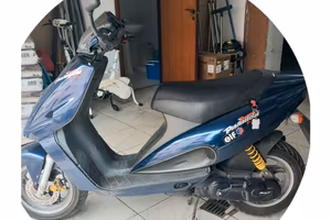 Scooter Phantom F12