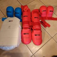 protezioni, guantini e corpetto Karate