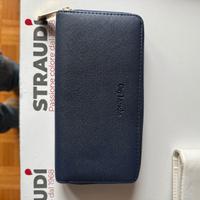 Portafoglio da donna firmato Gay Laroche.