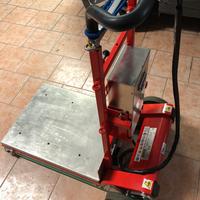 Carrello saliscale