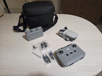 DJI Mini 2 Fly More Combo