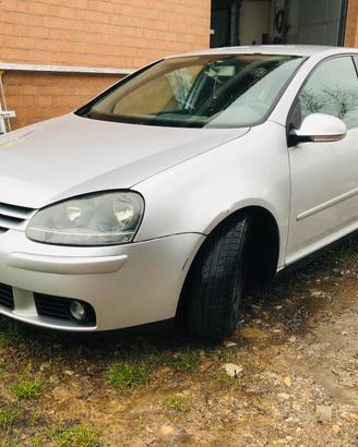 VW Golf 5 2.0 Tdi 140 cv