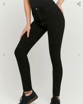 jeans Tally weijl taglia 32 vita alta a sigaretta