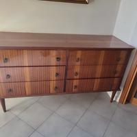 Credenza in legno 