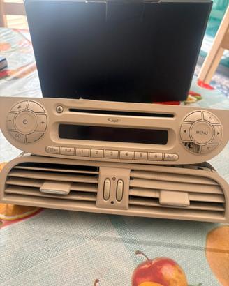 Stereo di serie fiat 500