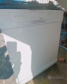 lavastoviglie funzionante  