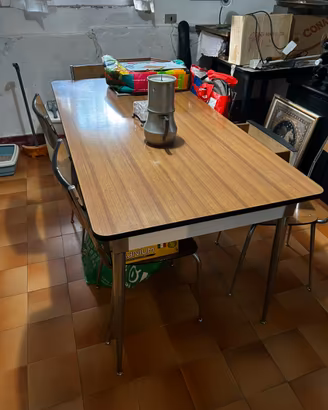 Tavolo Salvarani in formica