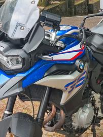 BMW F850GS - 7000 km sempre in garage, come nuova!