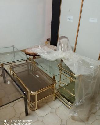 vari tavolinetti da salotto