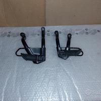 pedane posteriori passeggero suzuki vstrom 650