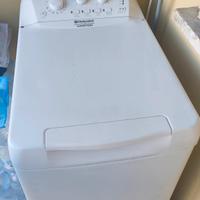 Lavatrice Hotpoint Ariston 6 kg carica dall'alto