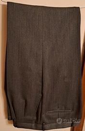 Pantaloni in pura lana vergine 
