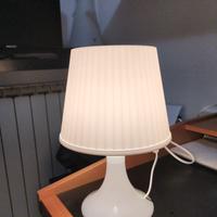 lampada da tavolo Lampan di Ikea.  