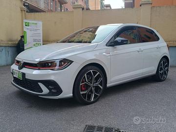 VOLKSWAGEN Polo 2.0 TSI DSG GTI
