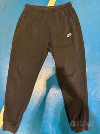 Pantaloni Nike taglia M