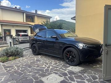 Alfa romeo stelvio