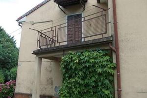 Immobile in asta di 238 m² con più di 5 locali a C