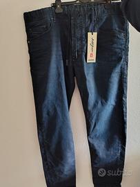 Pantaloni Diesel nuovi