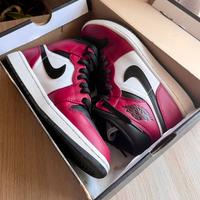 Nike Air Jordan 1 Mid Chicago Gym Red- Black