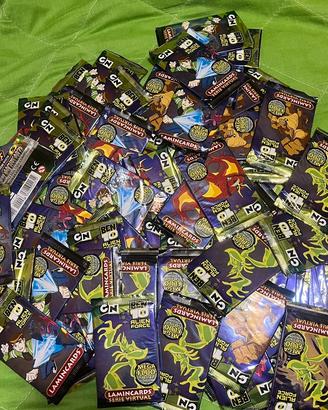 40 bustine lamincards ben10 alien force mega fluo