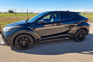 Toyota CHR Black edition 