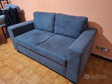 Divano due posti grigio antracite