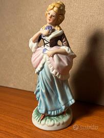 Statuetta in ceramica